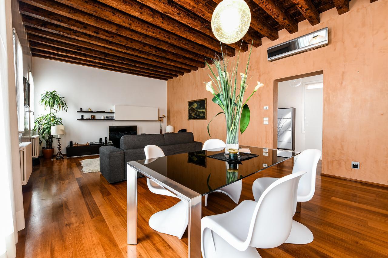 Frari Luxury Veneza Exterior foto