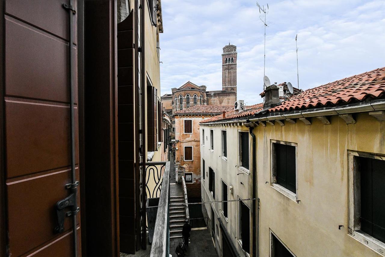 Frari Luxury Veneza Exterior foto